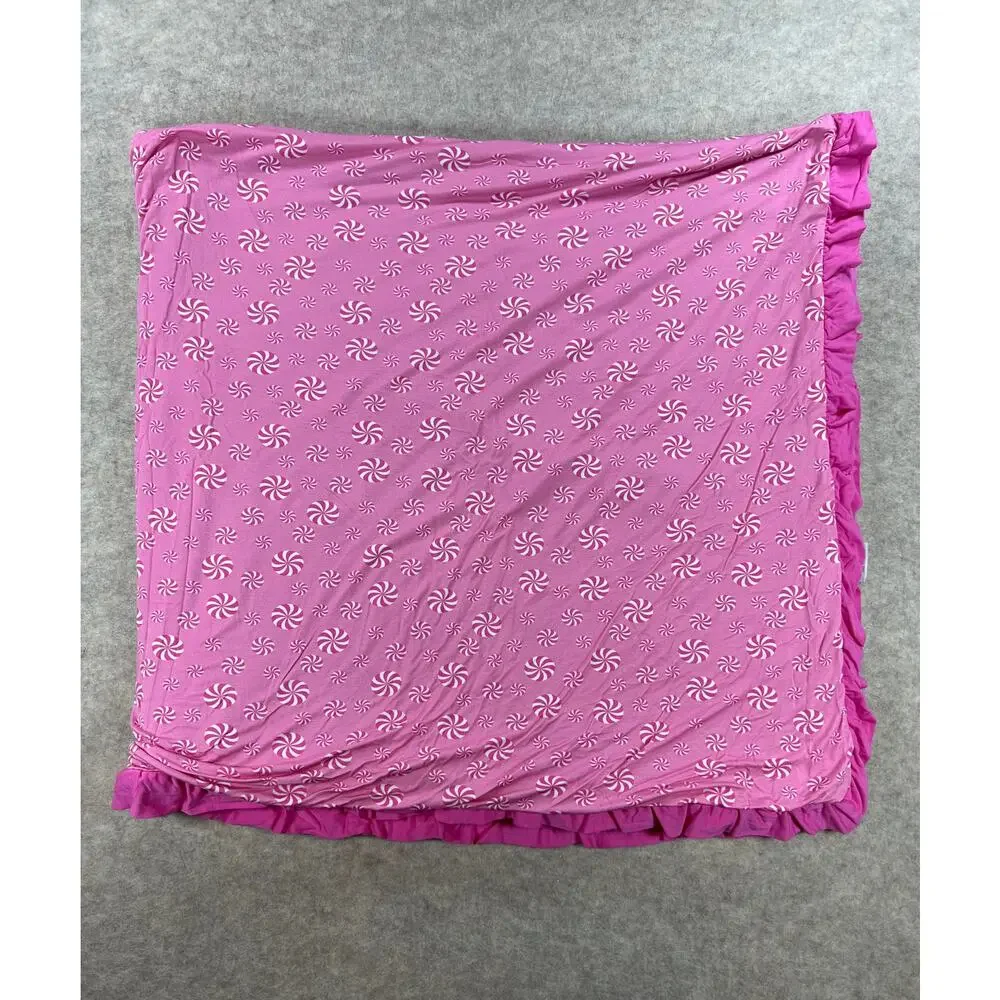 Posh Peanut Queen of Snowflakes Ruffled Luxe Patoo Bamboo Blanket 60x60